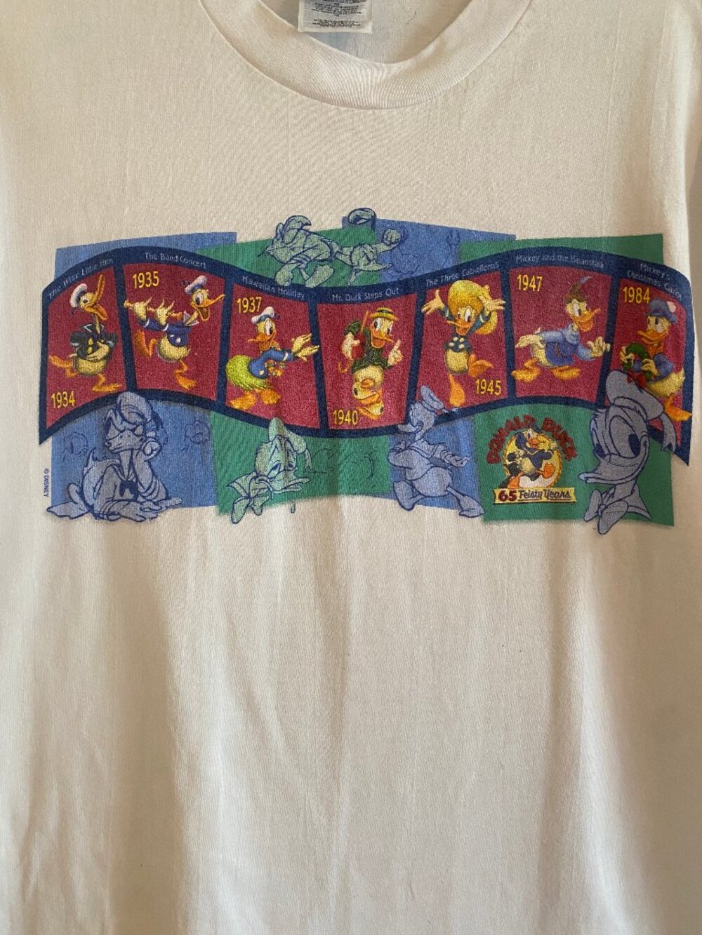 Vintage Disney Donald Duck “65 Feisty Years” White T-Shirt Extra Large XL